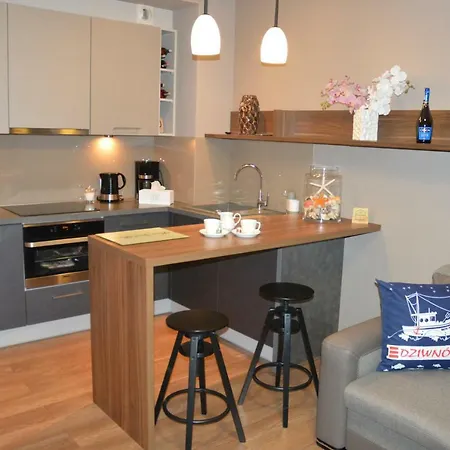 Lägenhet Z Widokiem Na Morze *